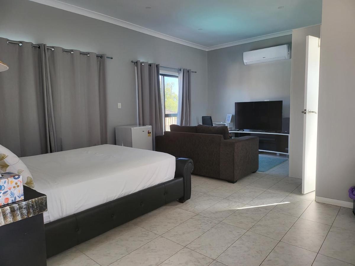 T&V Suites Windsor Exteriér fotografie